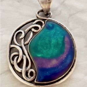 💙 Chico's Beautiful Large 3” Blue Green Purple Enamel Silver Pendant💜